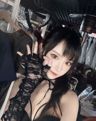 裸体动漫毛片视频在线免费观看_超清在线播放观看