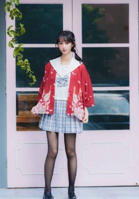 欧美裸体夜总会表演A片_剧情片在线播放